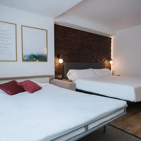 Otel Yomo Centric