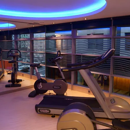 Otel Yomo Centric 4*