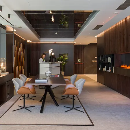 Yomo Centric Otel 4*